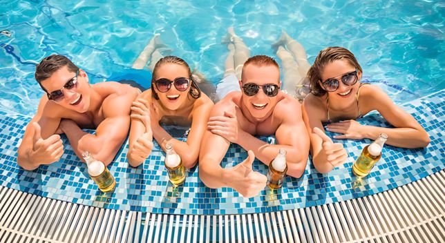 Experience the Best Pool Parties in Las Vegas This Summer with Top-Notch Limo Service