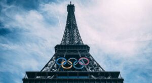 Exploring the Locations of the Paris 2024 Olympic Games Aboard a Chauffeured Top-Notch Limousine